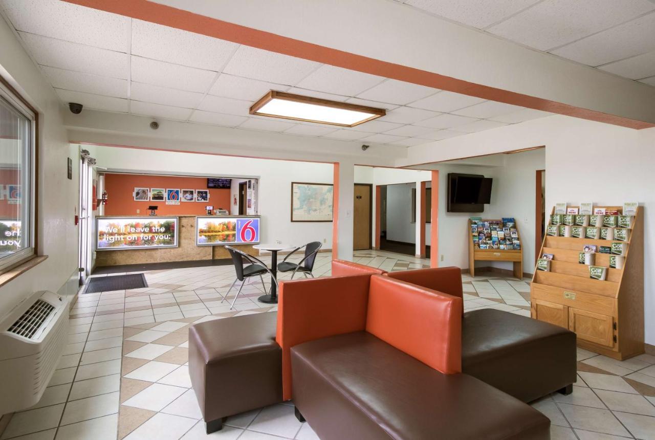 Motel 6-Davenport, Ia Bagian luar foto