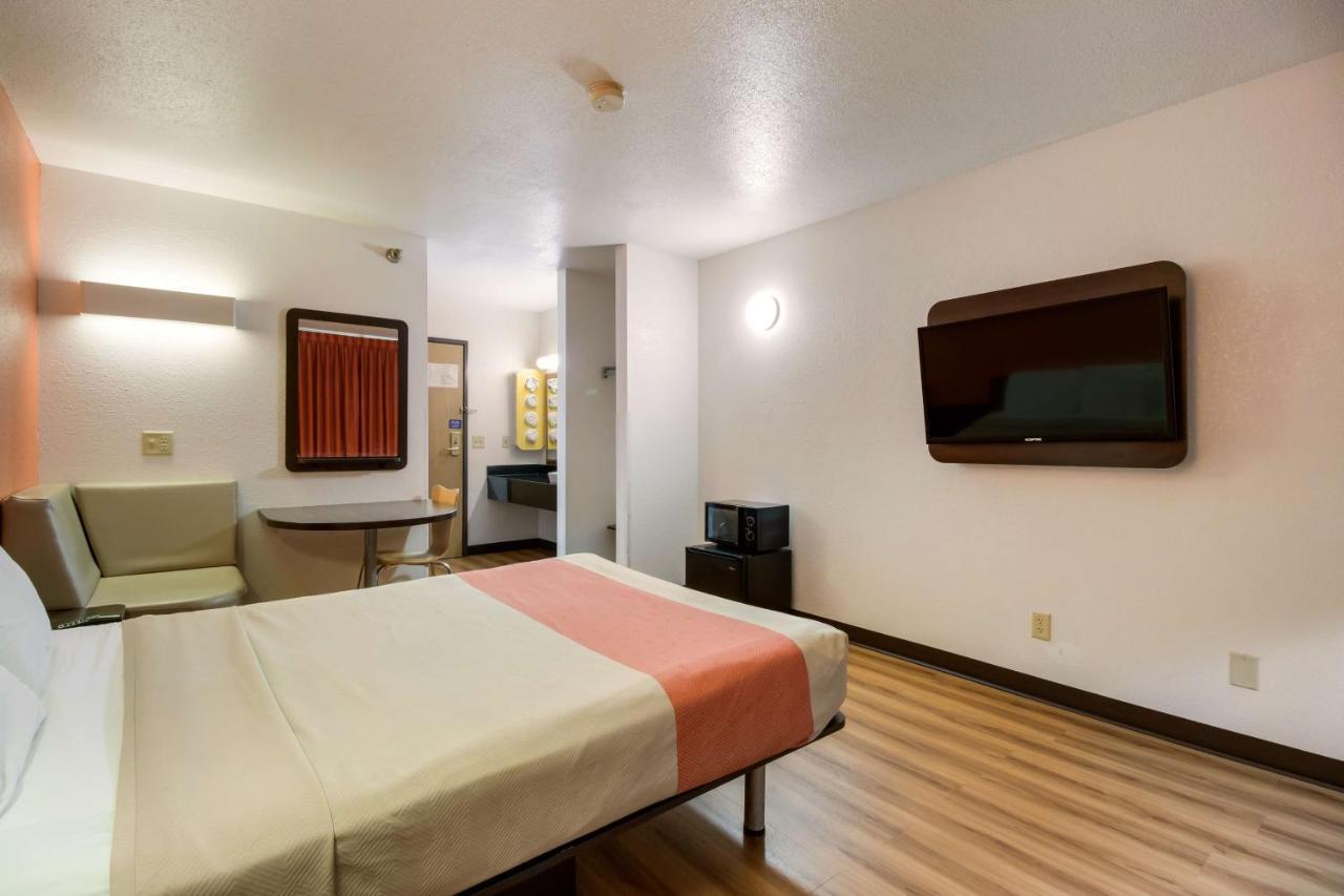 Motel 6-Davenport, Ia Bagian luar foto