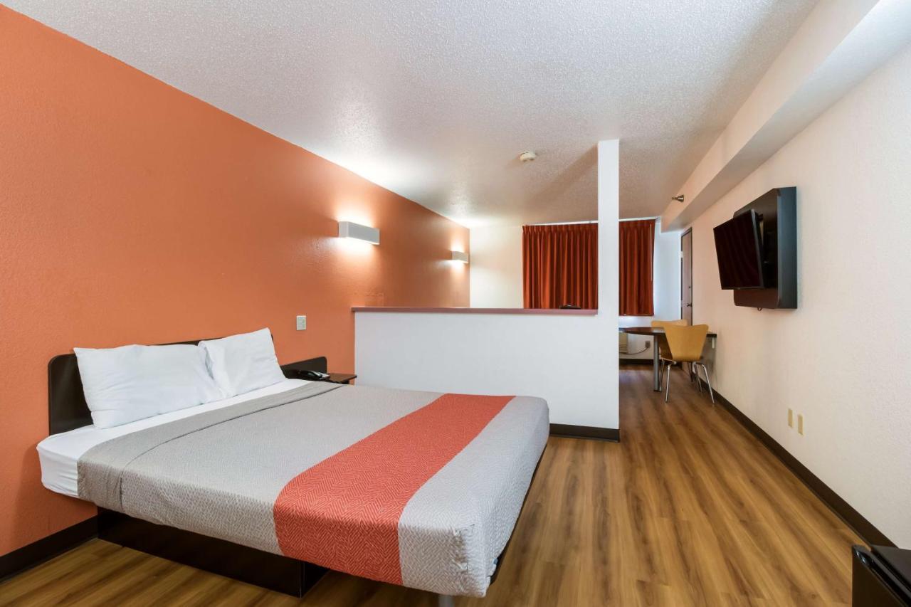 Motel 6-Davenport, Ia Bagian luar foto