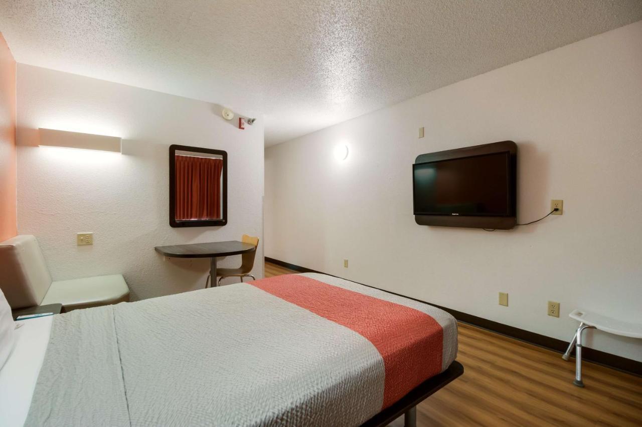 Motel 6-Davenport, Ia Bagian luar foto